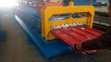 China 4kw 380V PPGI Roof Panel Roll Forming Machine For 840mm Width Steel Tiles supplier