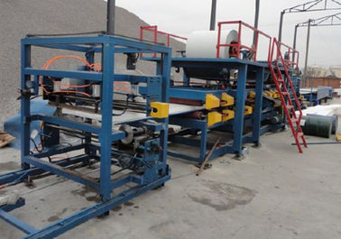 China Corrugated Aluminum Steel Stud Roll Forming Machine With 17 - 44 Rows Rollers supplier