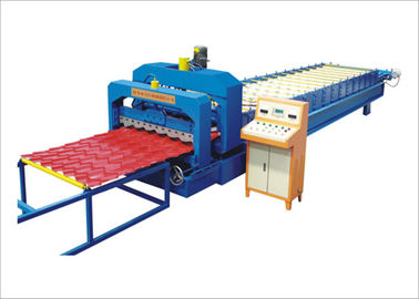 China Waterproof Metal Roof Forming Machine With Automatic Hydyaulic Cutting Machine supplier