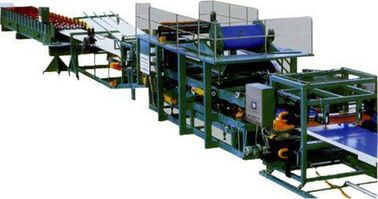 China Colored Steel Continuous Sandwich Panel Production Line With 5 Tons Capacity supplier